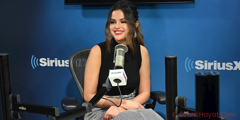 SELENA GOMEZ KİLO ALMA TENKİTLERİNE YANIT VERDİ SELENA GOMEZ KİLO ALMA TENKİTLERİNE YANIT VERDİ