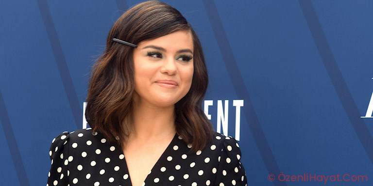 SELENA GOMEZ ŞEF OLUYOR! SELENA GOMEZ ŞEF OLUYOR!