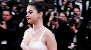 SELENA GOMEZ’İN EN İÇTEN KONUŞMASI!