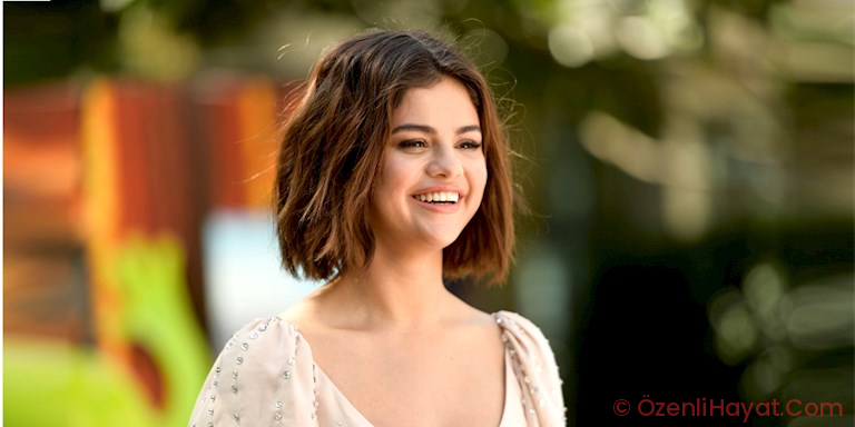 SELENA GOMEZ’İN HOŞLUK MARKASI ÇALIŞMALARI