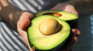 Tazde avokadoyu çabucak tanımanız için 3 tüyo!
