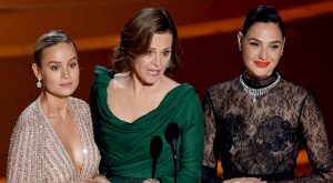 “TÜM BAYANLAR ÜSTÜN KAHRAMAN”