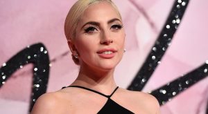 VALENTINO PARFÜMÜN YENİ YÜZÜ LADY GAGA OLDU!