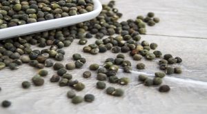 VİTAMİN VE MİNERAL ZENGİNİ: BAMYA TOHUMU