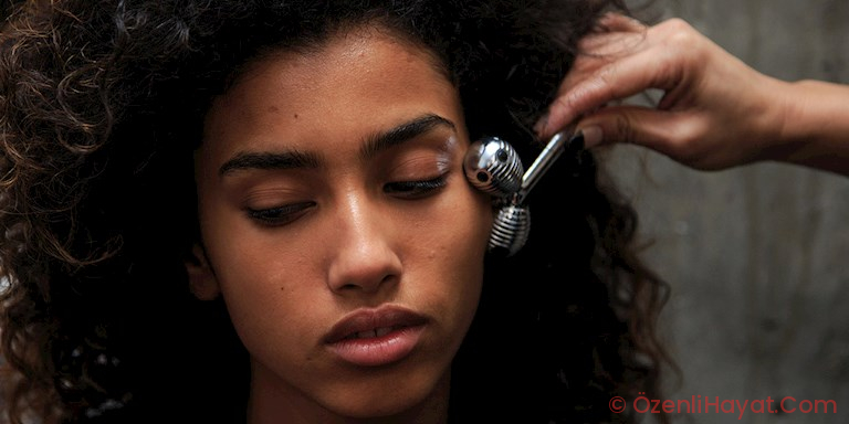 YENİ JENERASYON CİLT BAKIM ALETLERİ YENİ JENERASYON CİLT BAKIM ALETLERİ