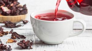 ZAYIFLATAN C VİTAMİNİ DEPOSU: HİBİSKUS ÇAYI