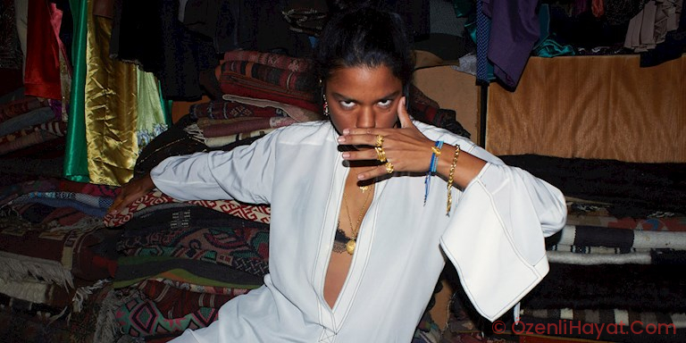 ZEYNEP TOSUN X LUCKY CULTURE