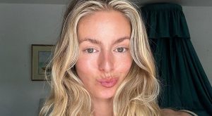 5 Summer Blonde Hair Ideas Replacing the Iced-Blonde Trend in 2026