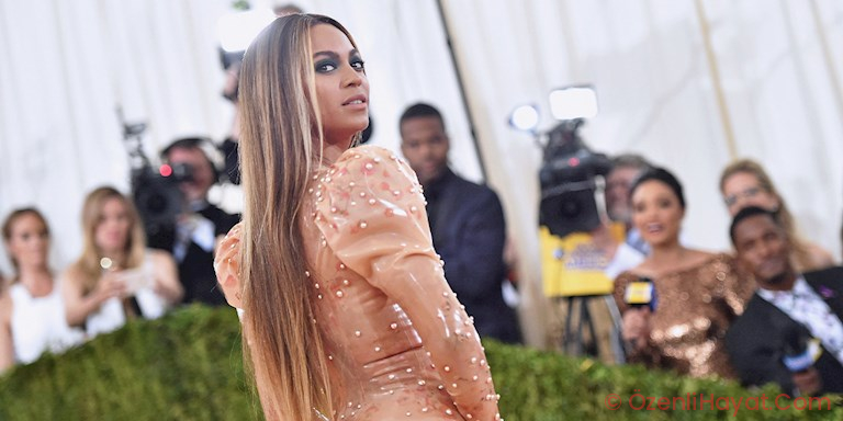 BEYONCE’DEN YIL SONU GÖRÜNTÜSÜ BEYONCE’DEN YIL SONU GÖRÜNTÜSÜ