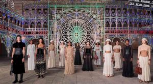BİR LECCE KISSASI: DIOR CRUISE 2021 KOLEKSİYONU