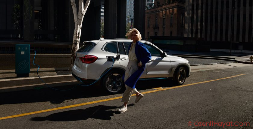 BMW’NİN BÜSBÜTÜN ELEKTRİKLİ MODELİ YENİ BMW iX3 TÜRKİYE’DE!