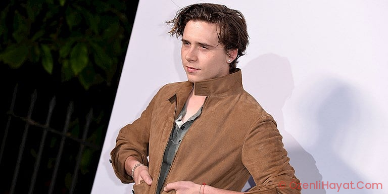 BROOKLYN BECKHAM NİŞANLISI NICOLA PELTZ İÇİN BİR DÖVME YAPTIRDI BROOKLYN BECKHAM NİŞANLISI NICOLA PELTZ İÇİN BİR DÖVME YAPTIRDI