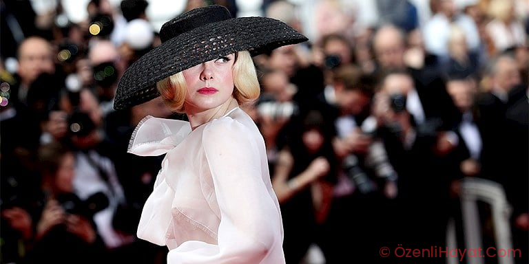 CANNES SİNEMA ŞENLİĞİ ERTELENDİ CANNES SİNEMA ŞENLİĞİ ERTELENDİ