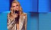 CARA DELEVINGNE SARI SAÇLARINDAN VAZGEÇTİ CARA DELEVINGNE SARI SAÇLARINDAN VAZGEÇTİ