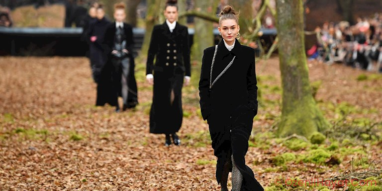 CHANEL, PARİS’TE BOTANİK BİR STANT AÇTI CHANEL, PARİS’TE BOTANİK BİR STANT AÇTI