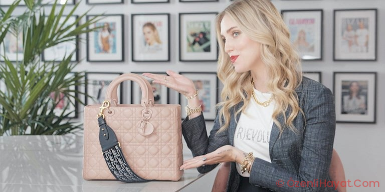 CHIARA FERRAGNI İLE “LADY D ÇANTAMDA NE VAR?” CHIARA FERRAGNI İLE “LADY D ÇANTAMDA NE VAR?”