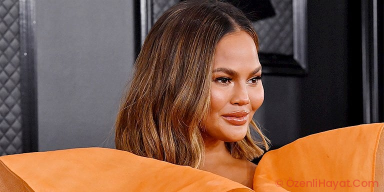 CHRISSY TEIGEN’IN YENİ HOBİSİ TWITTER ÜZERİNDEN ELEŞTİRİLDİ CHRISSY TEIGEN’IN YENİ HOBİSİ TWITTER ÜZERİNDEN ELEŞTİRİLDİ