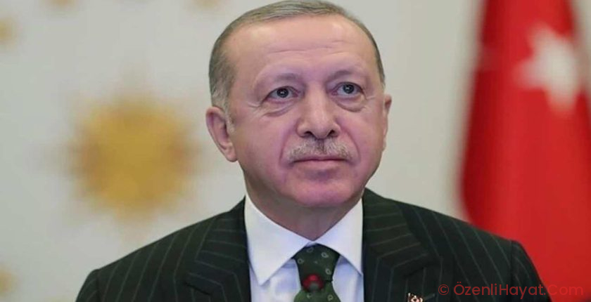 Cumhurbaşkanı Erdoğan’dan bayram sorusuna esprili cevap: “Eşim bakalım ne der?” Cumhurbaşkanı Erdoğan’dan bayram sorusuna esprili cevap: “Eşim bakalım ne der?”