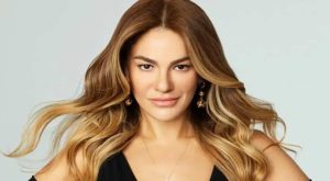 Derya Bedavacı minik hayranıyla düet yaptı!