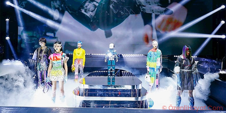 DOLCE & GABBANA DEFİLESİNDE ROBOTLAR VAR! DOLCE & GABBANA DEFİLESİNDE ROBOTLAR VAR!