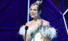DUA LIPA’NIN ‘SATURDAY NIGHT LIVE’ TARZLARI