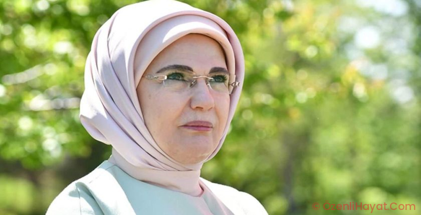Emine Erdoğan’dan 19 Mayıs bildirisi: “İstiklal uğruna başlatılan büyük gayretin adıdır” Emine Erdoğan’dan 19 Mayıs bildirisi: “İstiklal uğruna başlatılan büyük gayretin adıdır”