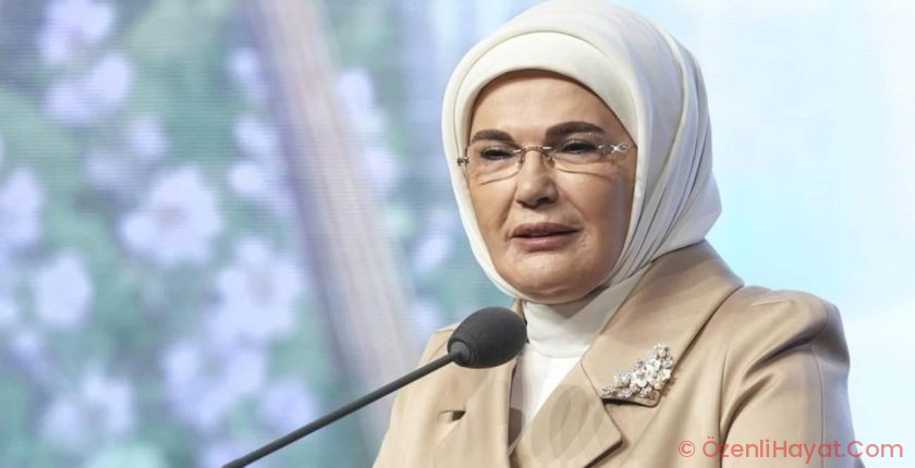 Emine Erdoğan’dan İstanbul’un fethinin 573. yılı paylaşımı! Emine Erdoğan’dan İstanbul’un fethinin 573. yılı paylaşımı!