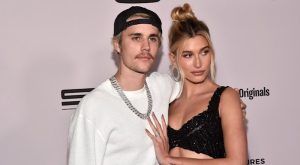 HAILEY BIEBER KISKANÇLIK İLE NASIL BAŞA ÇIKTIĞINI ANLATTI