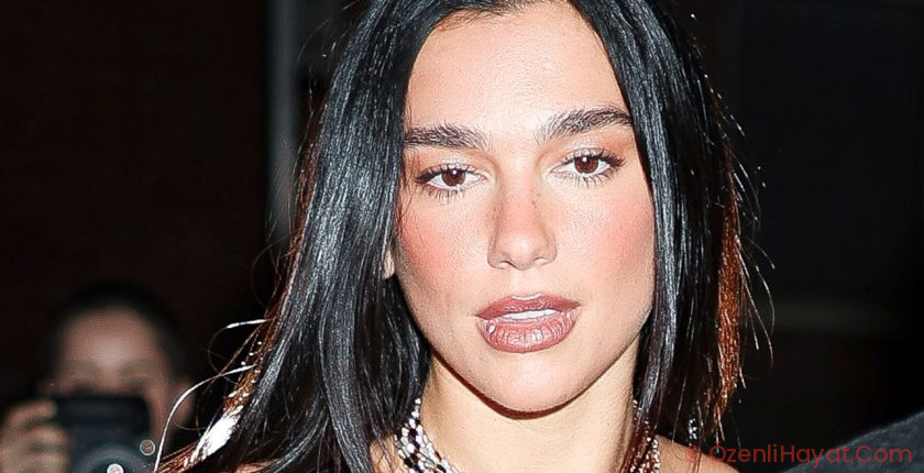 ‘Halo Lips’ Are the Volumizing Makeup Trend Replacing Glossy Lips in 2026 ‘Halo Lips’ Are the Volumizing Makeup Trend Replacing Glossy Lips in 2026