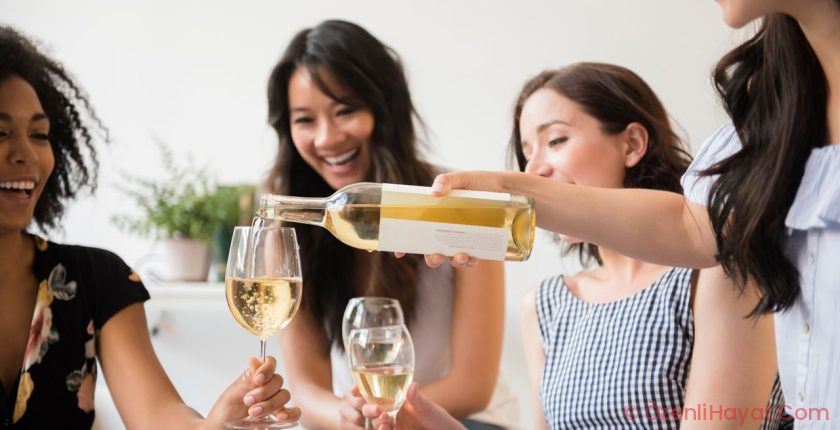 Host a Party That’s Unforgettable in 5 Easy (and Fun) Steps Host a Party That’s Unforgettable in 5 Easy (and Fun) Steps