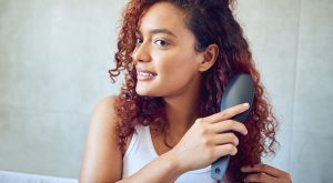How to Use a Curl Brush, According to Hairstylists