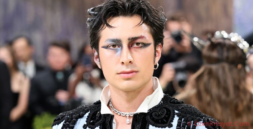 In Defense of Hudson William's ‘Messy’ Met Gala Makeup In Defense of Hudson William's ‘Messy’ Met Gala Makeup