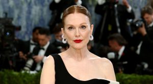 Julianne Moore’s 2026 Met Gala Dress Proves the Power of the LBD