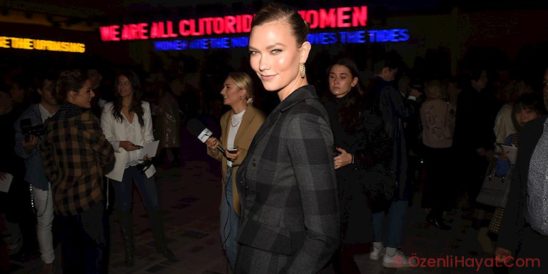 KARLIE KLOSS HAMİLELİĞİNİ DOĞRULADI!