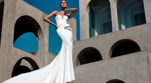 KIRMIZI HALI İLHAMI: PRONOVIAS 2021 KOLEKSİYONU KIRMIZI HALI İLHAMI: PRONOVIAS 2021 KOLEKSİYONU