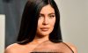 KYLIE JENNER 200 MİLYON TAKİPÇİYE ULAŞTI!