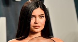 KYLIE JENNER ARTIK INSTAGRAM’IN EN ÇOK KAZANAN ÜNLÜSÜ DEĞİL