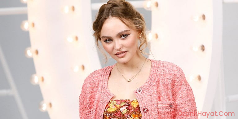 LILY-ROSE DEPP CHANEL’İN YENİ KAMPANYASINDA!