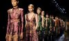 LONDRA MODA HAFTASI BÜSBÜTÜN DİJİTAL OLUYOR LONDRA MODA HAFTASI BÜSBÜTÜN DİJİTAL OLUYOR