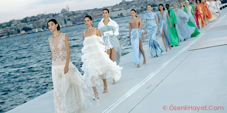 MBFWI 2020 ÖZGÜR MASUR DEFİLESİ MBFWI 2020 ÖZGÜR MASUR DEFİLESİ