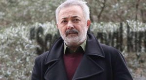 Mehmet Aslantuğ’un acı günü! Annesi hayatını kaybetti Mehmet Aslantuğ’un acı günü! Annesi hayatını kaybetti