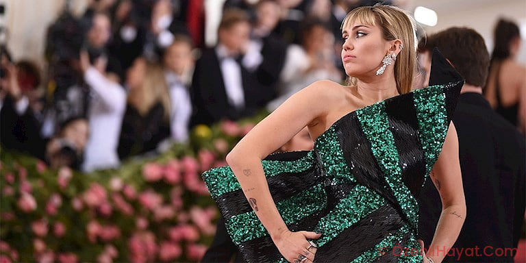 MILEY CYRUS, ‘HANNAH MONTANA’ PERİYODUNDA YAŞADIKLARINI ANLATTI