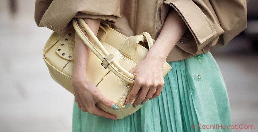 Mint Nail Polish Is Summer's Chic Alternative to White