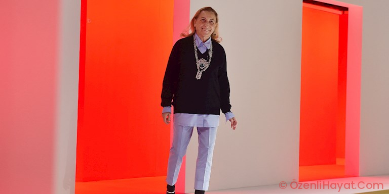 MIUCCIA PRADA GÜNE NASIL BAŞLIYOR? MIUCCIA PRADA GÜNE NASIL BAŞLIYOR?