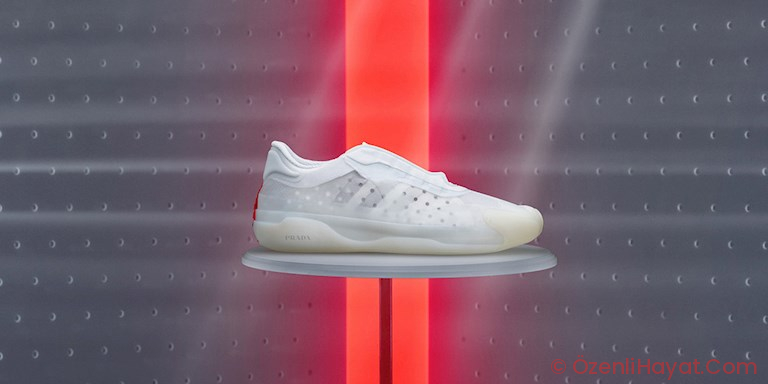 PRADA X ADIDAS: A + P LUNA ROSSA 21