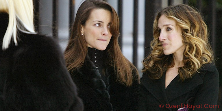 SARAH JESSICA PARKER YENİ SEX AND THE CITY’DEN BİRİNCİ AYRINTILARI PAYLAŞTI SARAH JESSICA PARKER YENİ SEX AND THE CITY’DEN BİRİNCİ AYRINTILARI PAYLAŞTI