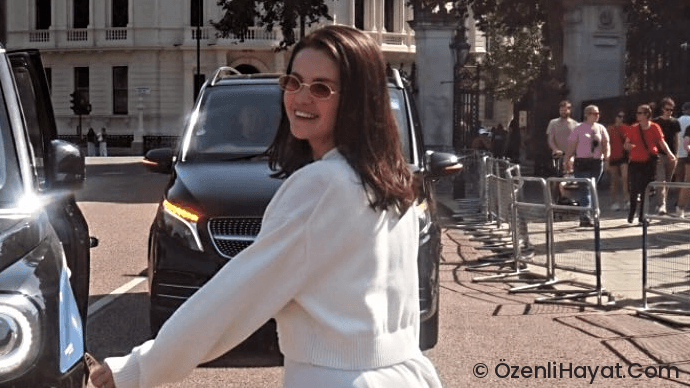 Selena Gomez Found the Fool-Proof Outfit Formula for an Airy Summer Slip Dress