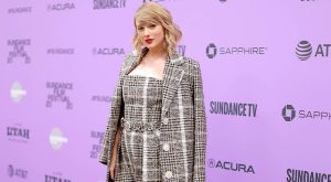 TAYLOR SWIFT’İN YENİ MÜZİK SÜRPRİZİ