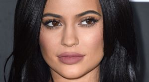 The #1 Brow Pencil Mistake, According to Kylie Jenner's Makeup Artist