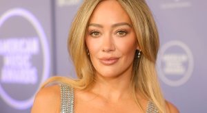 The AMAs 2026 Red Carpet’s Best Looks Confirm It’s Going to Be a Summer of Silver